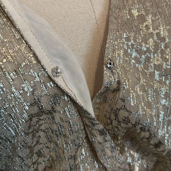 Ba&sh Caitlin gold metallic vneck peplum elastic cuff & waist 2 shirt/blouse - Picture 9 of 16